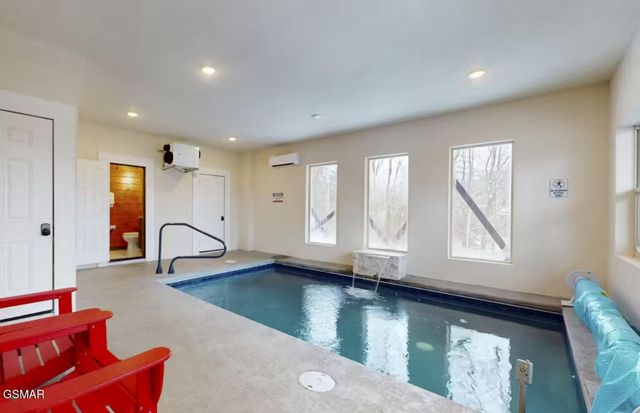 3305 Red Wolfe Road, Sevierville, TN 37862