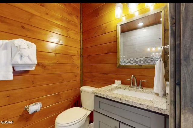 3305 Red Wolfe Road, Sevierville, TN 37862