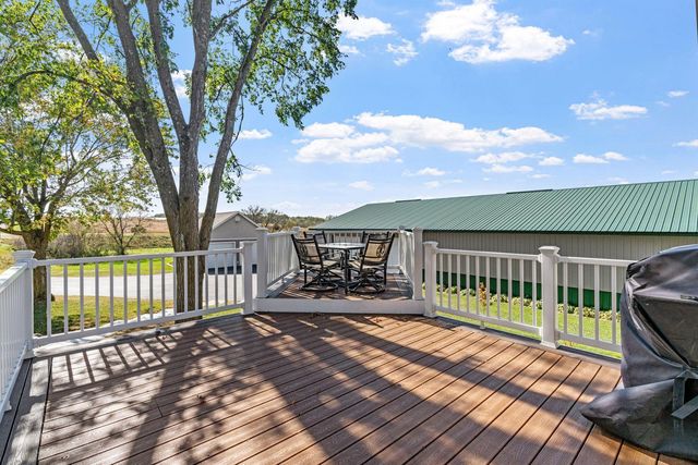 53995 280th Avenue, Pine Island, MN 55963