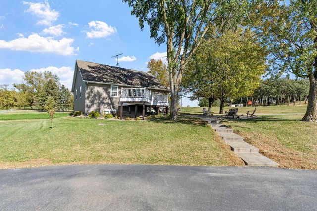 53995 280th Avenue, Pine Island, MN 55963