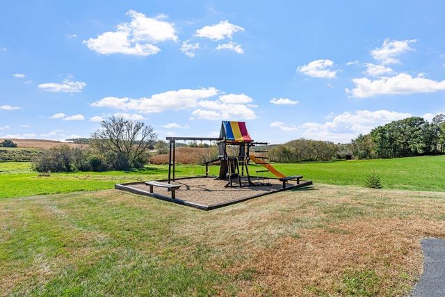 53995 280th Avenue, Pine Island, MN 55963