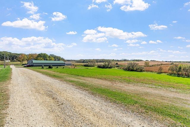 53995 280th Avenue, Pine Island, MN 55963