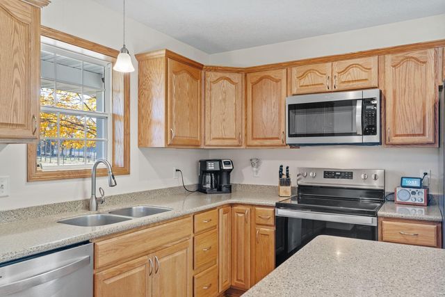 53995 280th Avenue, Pine Island, MN 55963