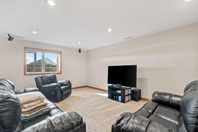 53995 280th Avenue, Pine Island, MN 55963