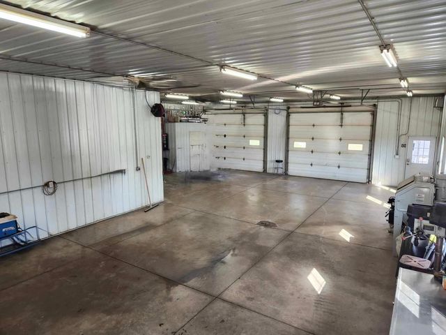 53995 280th Avenue, Pine Island, MN 55963