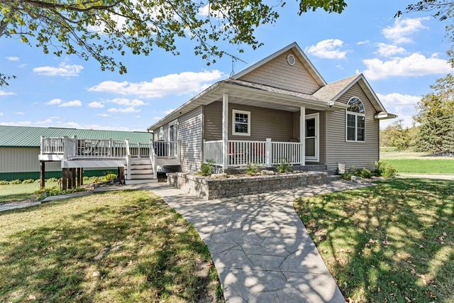 53995 280th Avenue, Pine Island, MN 55963