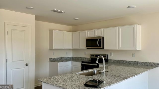 508 Liberty Hall Drive, Bonaire, GA 31005