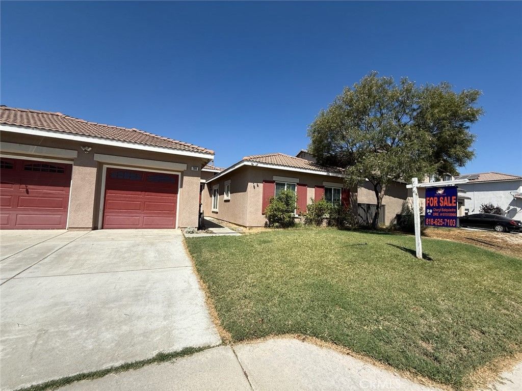 Image 2 of property listing at 206 Garcia, San Jacinto, CA 92582