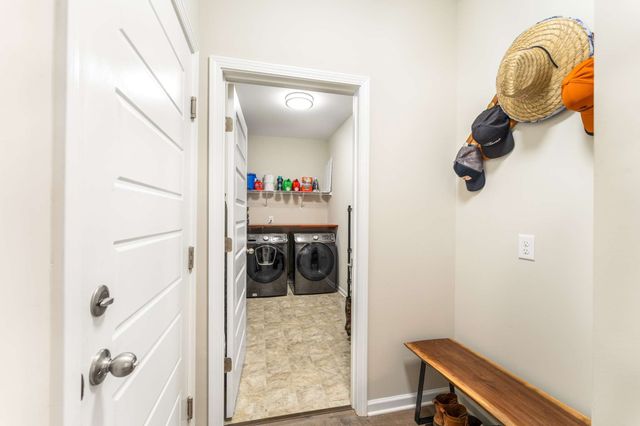 6042 Blackberry Ridge Ln, Hermitage, TN 37076