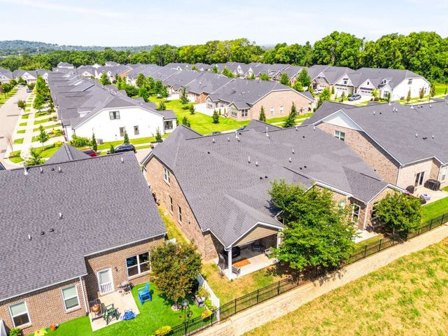 6042 Blackberry Ridge Ln, Hermitage, TN 37076