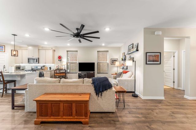 6042 Blackberry Ridge Ln, Hermitage, TN 37076