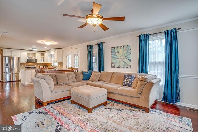 2016 JENNINGS ST, Woodbridge, VA 22191