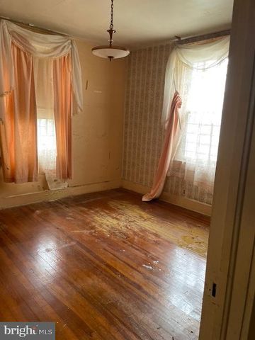 4101 WENTWORTH RD, Baltimore, MD 21207