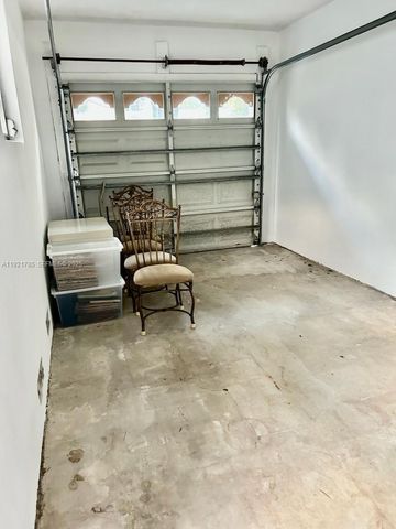 536 Minorca Ave, Coral Gables, FL 33134