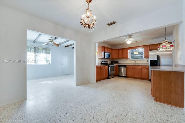 536 Minorca Ave, Coral Gables, FL 33134