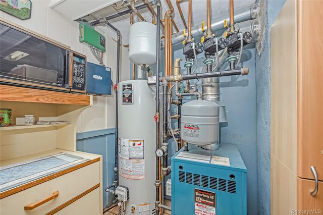 49 Amherst Drive, Massapequa, NY 11758