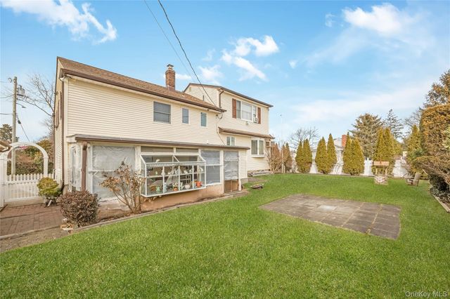 49 Amherst Drive, Massapequa, NY 11758