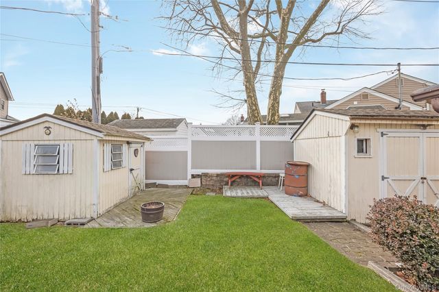 49 Amherst Drive, Massapequa, NY 11758