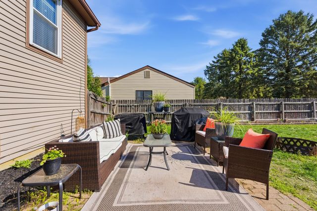 300 Pathfinder Drive, Reynoldsburg, OH 43068