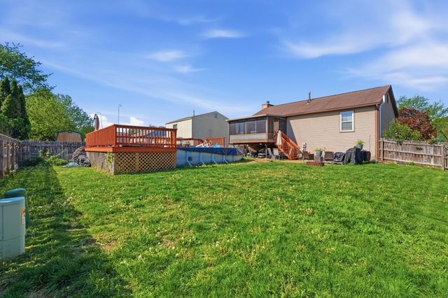 300 Pathfinder Drive, Reynoldsburg, OH 43068