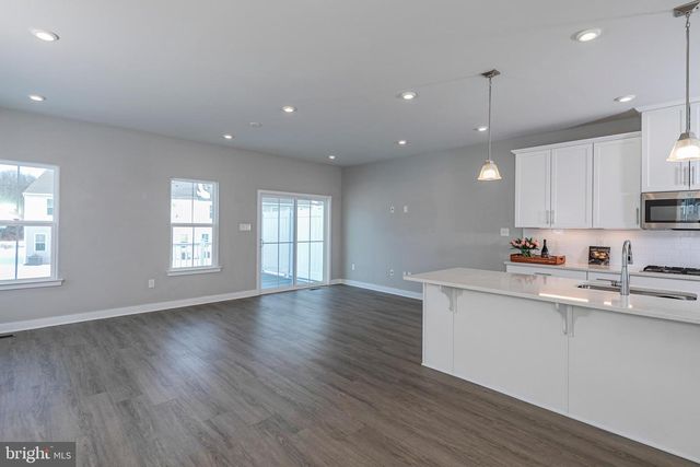 2410 LENOX DR, Lawrence Township, NJ 08648