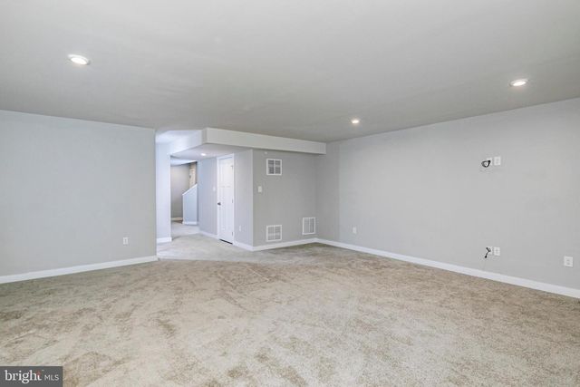 2410 LENOX DR, Lawrence Township, NJ 08648