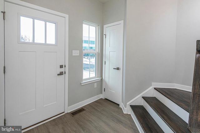 2410 LENOX DR, Lawrence Township, NJ 08648