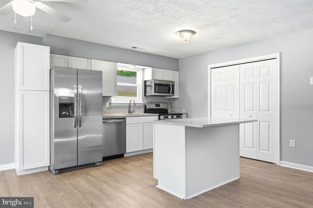 650 FIELD RD, Lusby, MD 20657