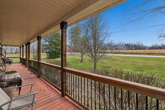 2755 Greens Mill Rd, Columbia, TN 38401