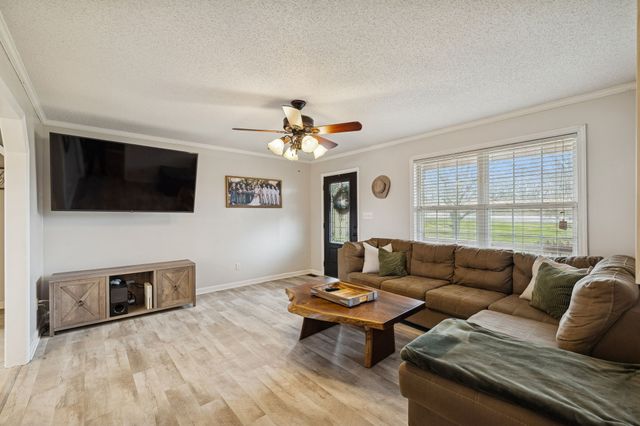 2755 Greens Mill Rd, Columbia, TN 38401