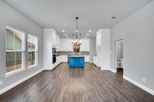 1565 Lizzie Lane, Burleson, TX 76028