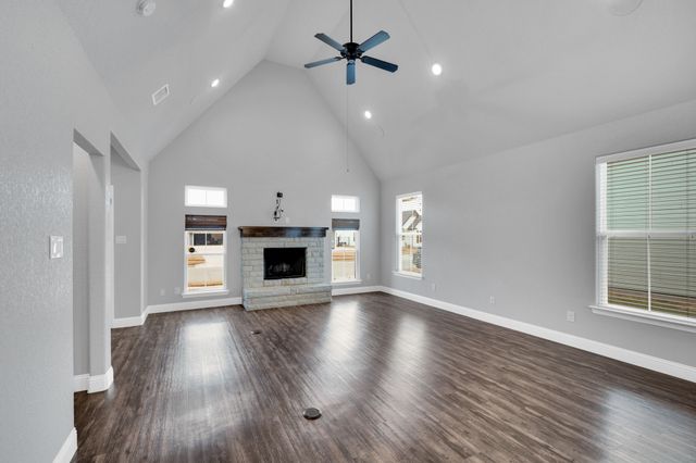 1565 Lizzie Lane, Burleson, TX 76028