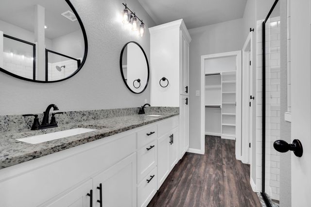 1565 Lizzie Lane, Burleson, TX 76028