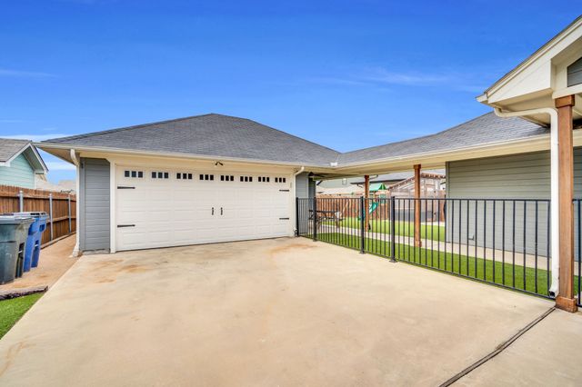 1565 Lizzie Lane, Burleson, TX 76028