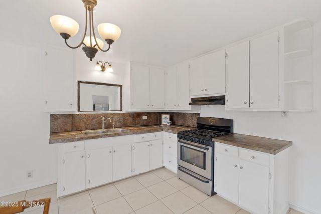 3317 N Geronimo Avenue, Tucson, AZ 85705