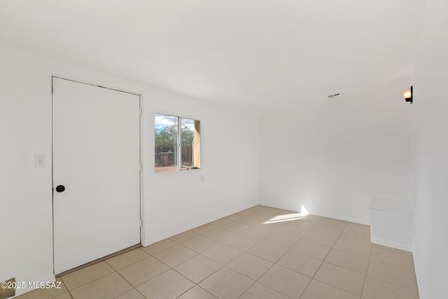 3317 N Geronimo Avenue, Tucson, AZ 85705