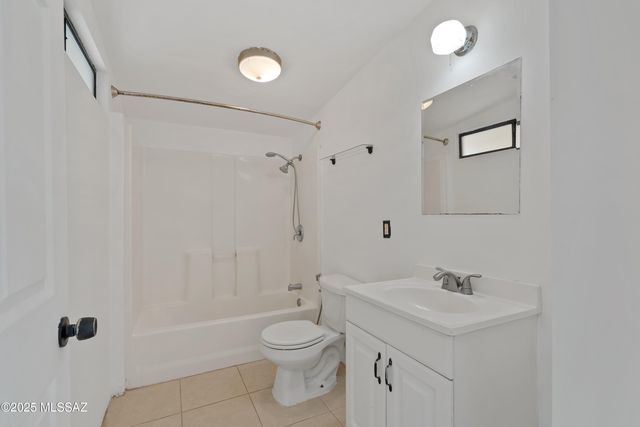 3317 N Geronimo Avenue, Tucson, AZ 85705