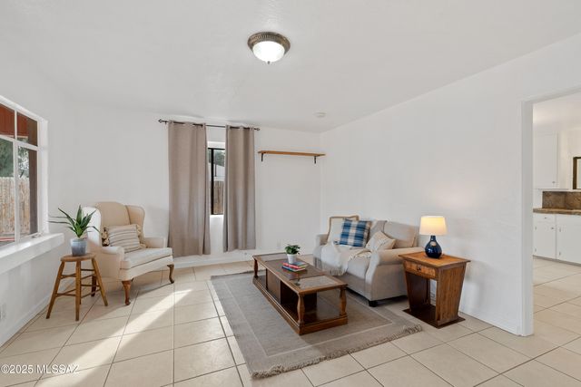 3317 N Geronimo Avenue, Tucson, AZ 85705