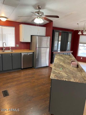 9427 E University Drive 48, Mesa, AZ 85207