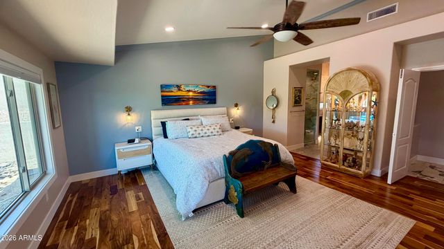 6352 W BRILES Road, Phoenix, AZ 85083