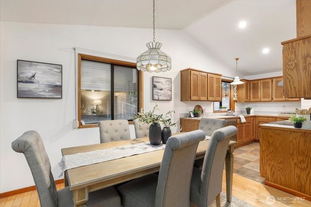 2295 Wellman Place, Oak Harbor, WA 98277