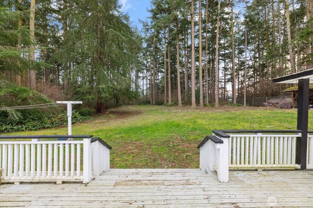 2295 Wellman Place, Oak Harbor, WA 98277