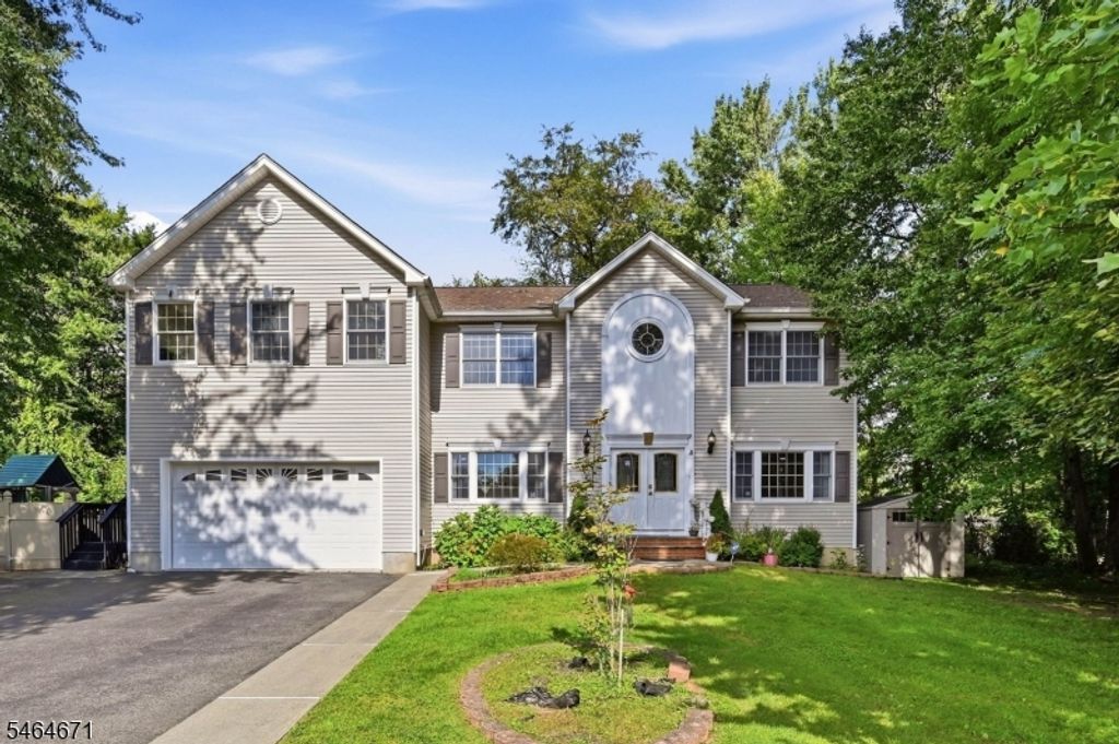 24 Taylor Ct, Parsippany-troy Hills Twp., NJ 07054 — exterior