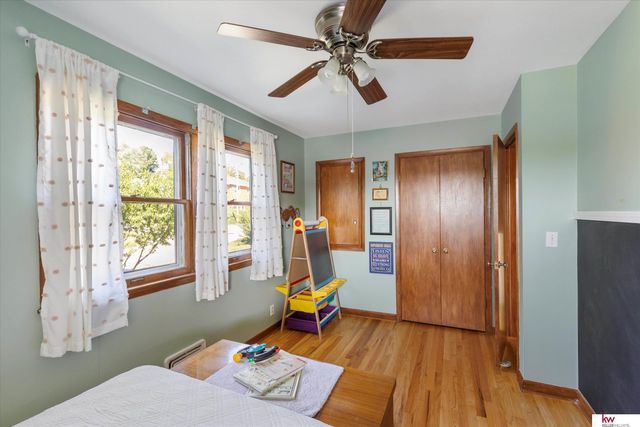 2103 Lindyview Lane, Bellevue, NE 68005