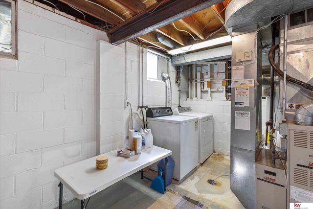 2103 Lindyview Lane, Bellevue, NE 68005