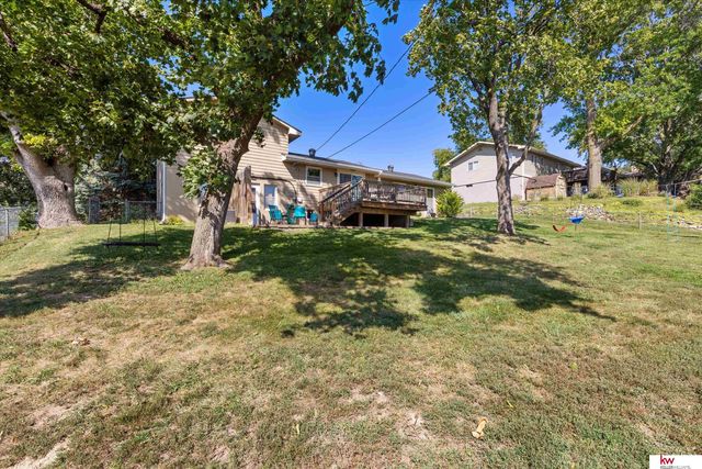 2103 Lindyview Lane, Bellevue, NE 68005