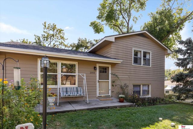 2103 Lindyview Lane, Bellevue, NE 68005