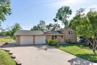 2103 Lindyview Lane, Bellevue, NE 68005