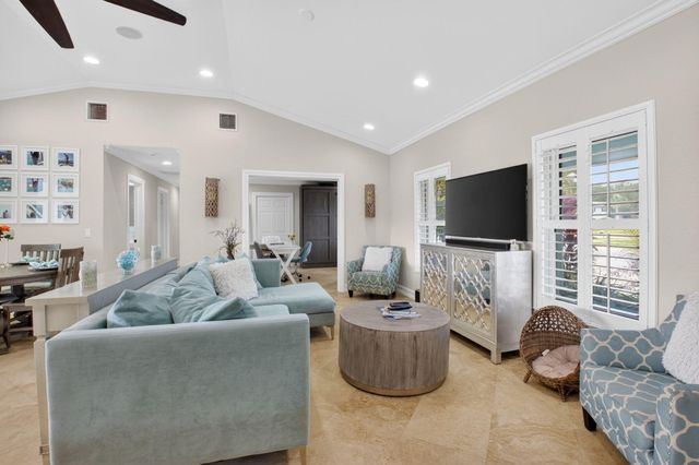 5800 NE 7th Avenue, Boca Raton, FL 33487