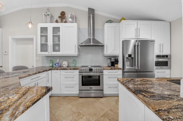 5800 NE 7th Avenue, Boca Raton, FL 33487